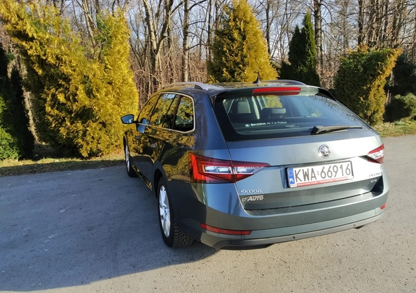 Skoda Superb cena 95940 przebieg: 116000, rok produkcji 2018 z Wadowice małe 79